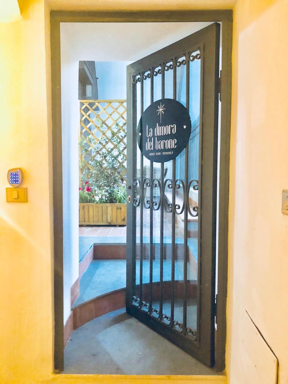 Bed and Breakfast La Dimora Del Barone Salerno Exterior foto